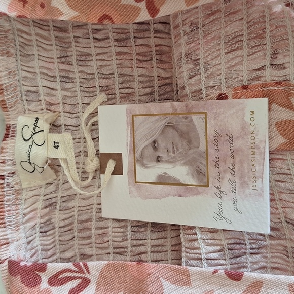 NEW Jessica Simpson Pink Floral Smocked Button-Front Puff Sleeve Romper - Picture 9 of 12